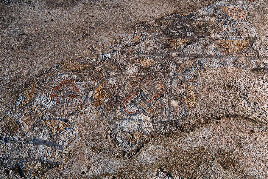 A mosaic floor featuring the motif called “Solomon’s knot” in the courtyard of the Semitic Temple. A mosaic floor featuring the motif called “Solomon’s knot” in the courtyard of the Semitic Temple.